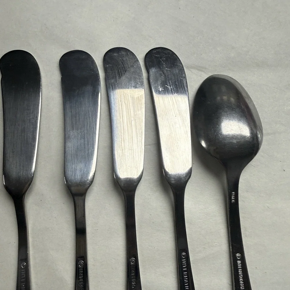 11 International Simplicity Center Ridge Stainless Butter Knives Forks Spoon